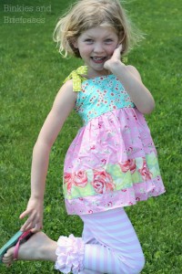 Cheeky Plum tunic and ruffle pants outfit