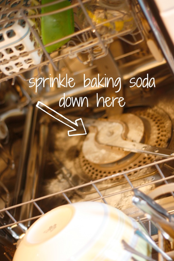How to use baking soda in the dishwasher